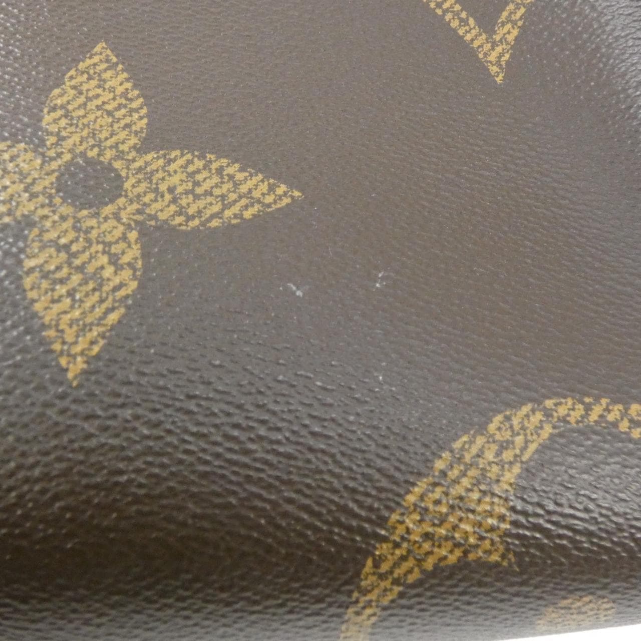 ルイヴィトン モノグラム ジャイアント オンザゴー MM M45321 バッグ