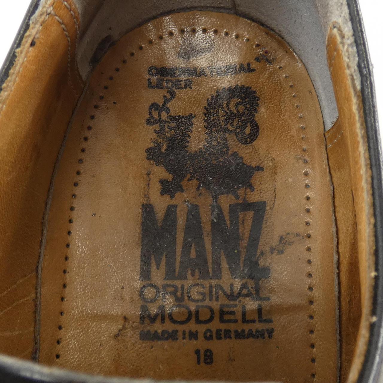 MANZ鞋