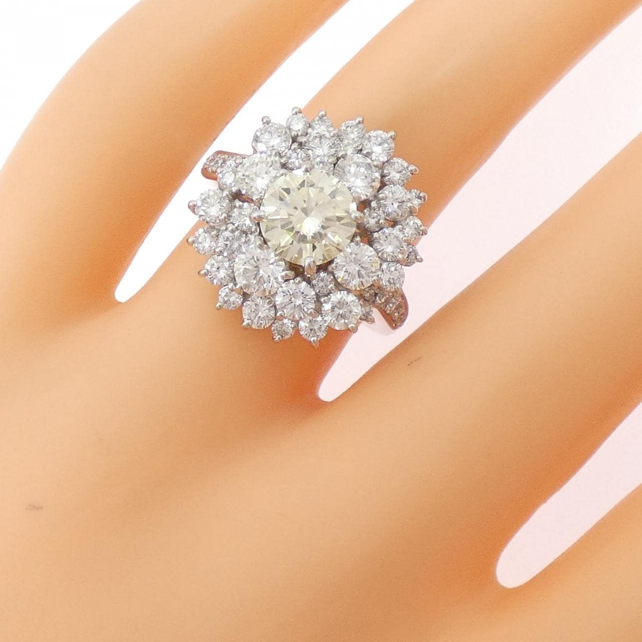 PT900 ダイヤモンド リング 1.247CT LY VS1 VG