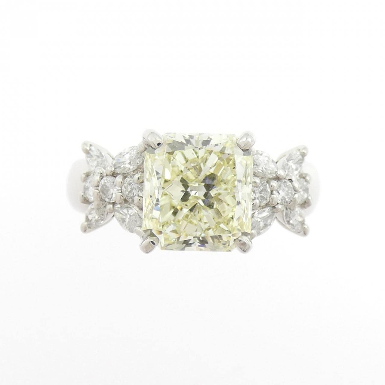 PT900 ダイヤモンド リング 3.019CT LY SI1 ファンシーカット