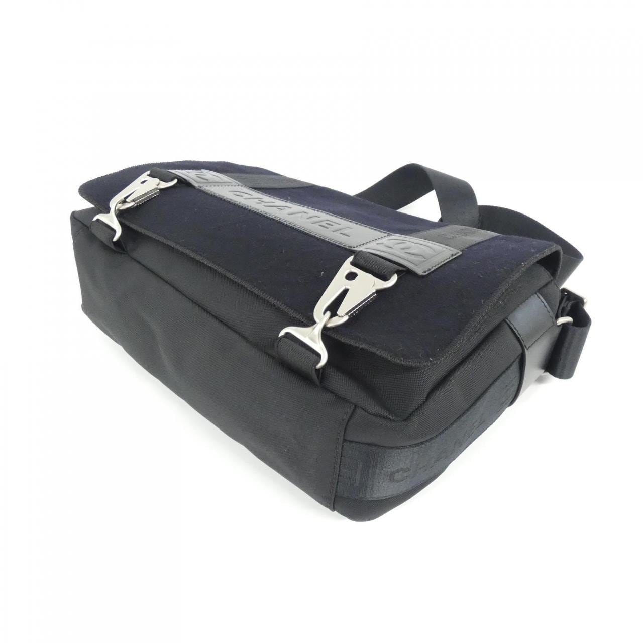 【ヴィンテージ】シャネル スポーツ ライン 26169 ショルダーバッグ