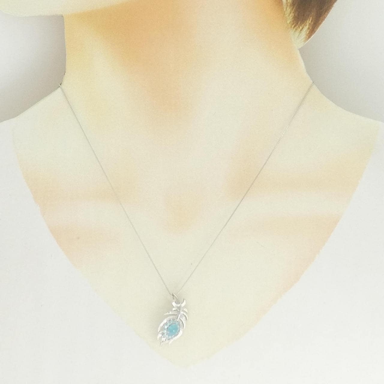 K18WG フェザー トルマリン ネックレス 0.60CT