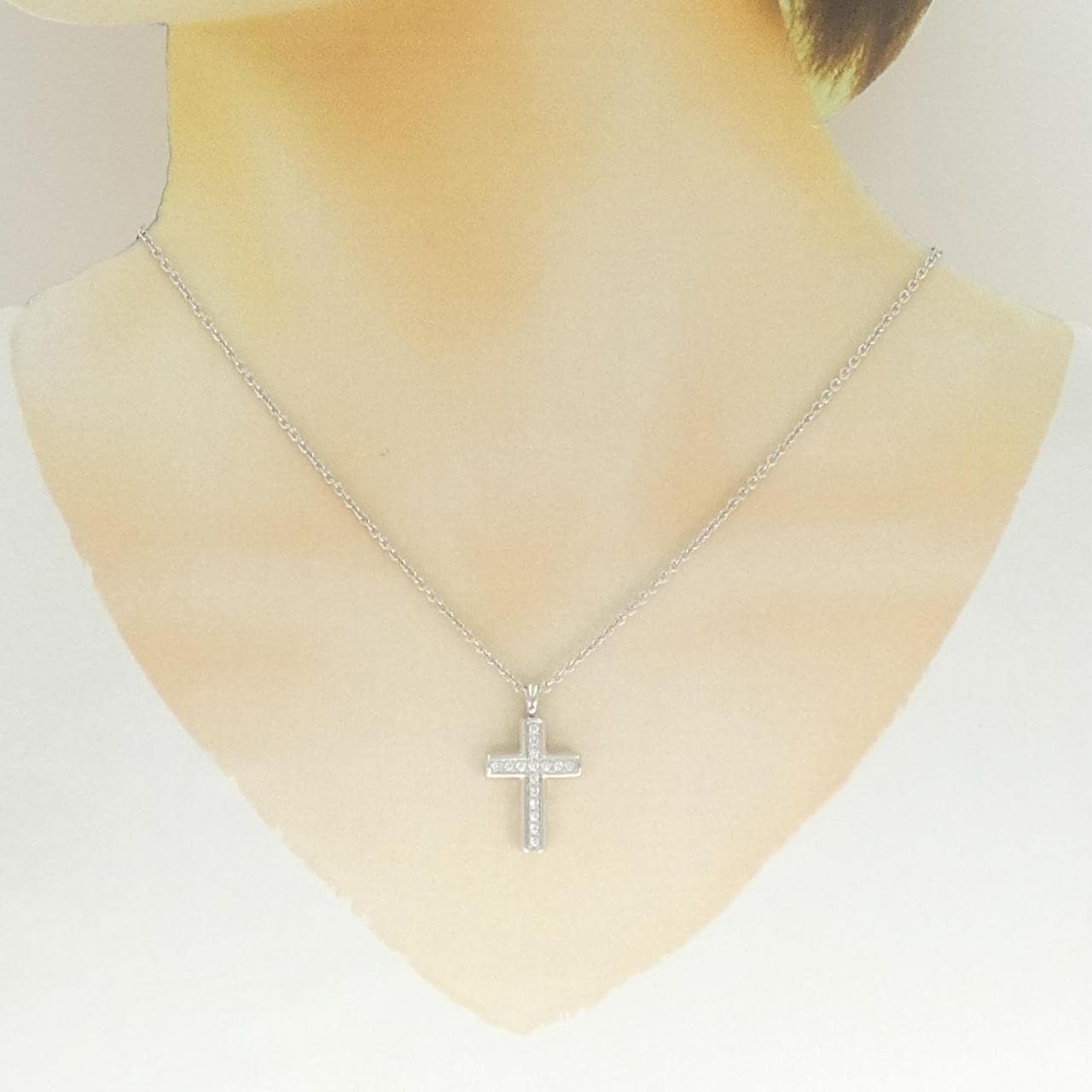 ブルガリ ラテンクロス ネックレス