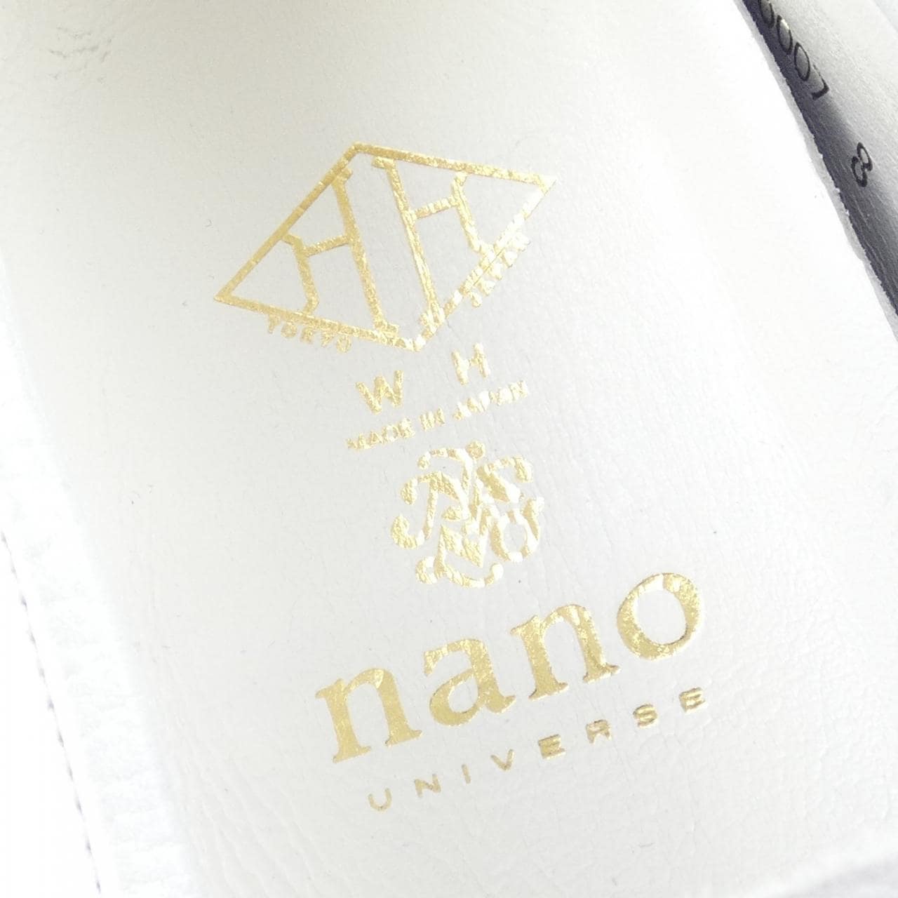 ダブルエイチ WH nano universe シューズ