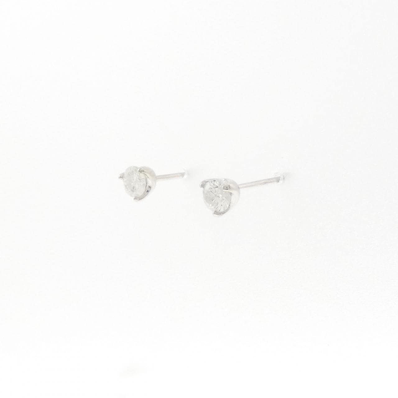 PT900 ソリティア ダイヤモンド ピアス 0.30CT