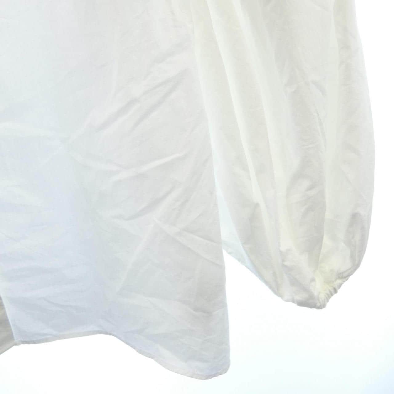 ミラオーウェン MILA OWEN トップス