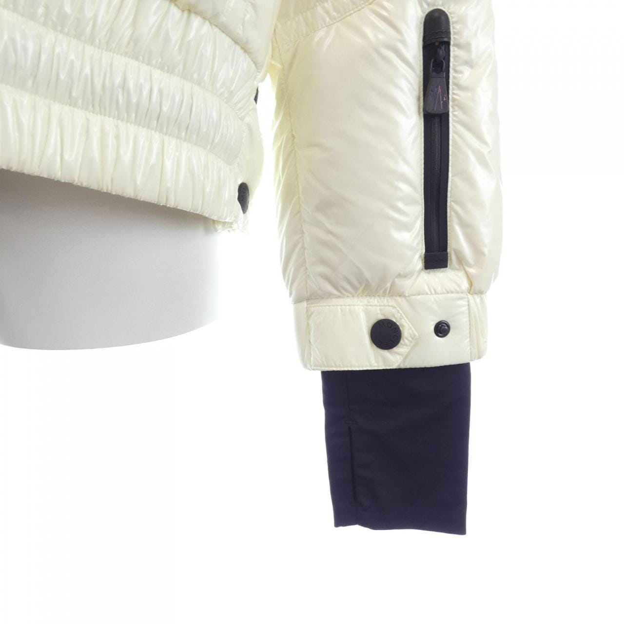 モンクレールグルノーブル MONCLER GRENOBLE CHAMBAIRY ダウンジャケット