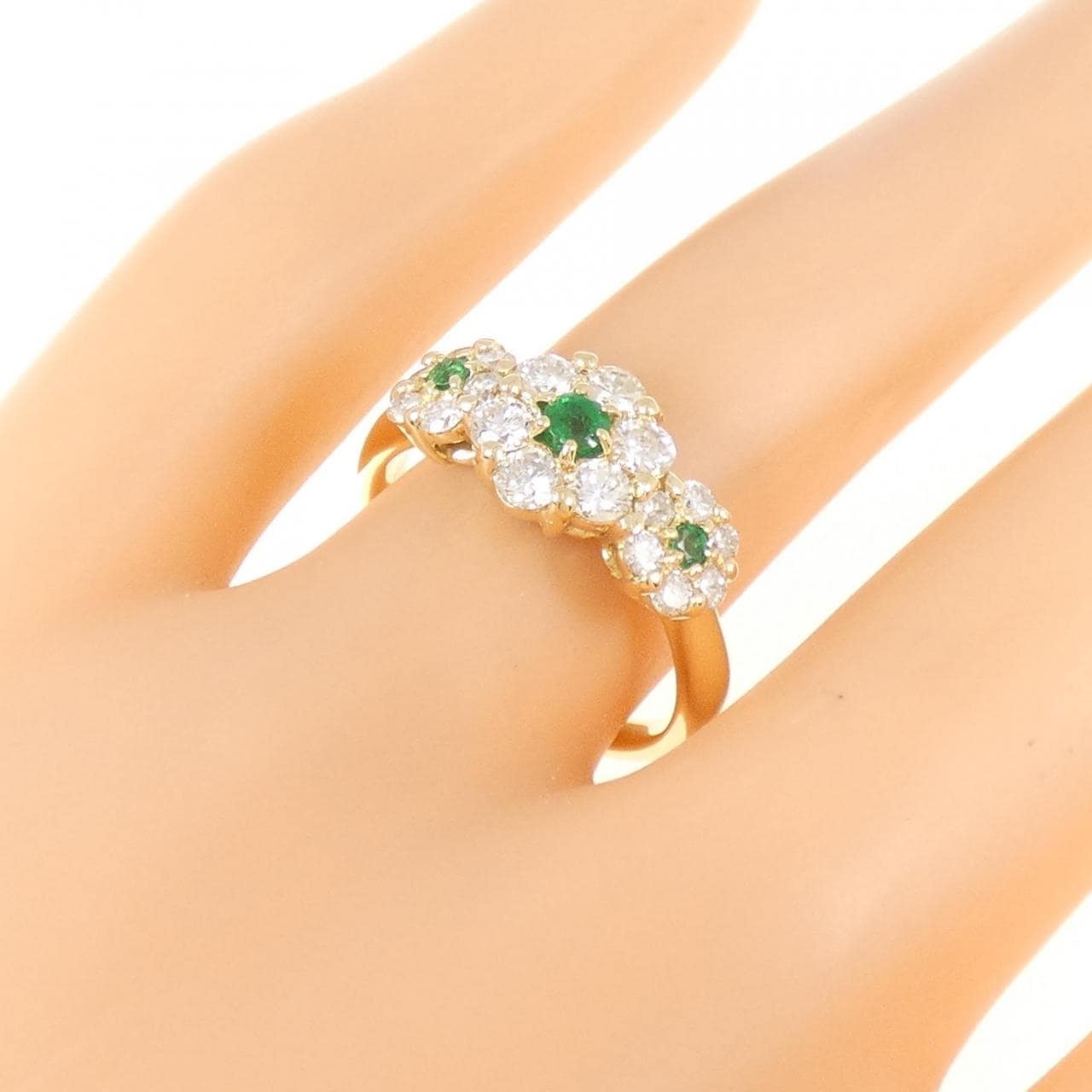 K18YG フラワー エメラルド リング 0.15CT