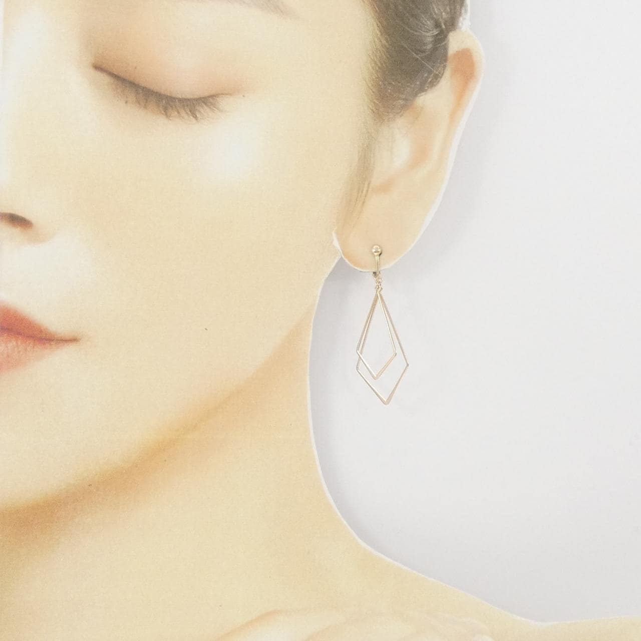 VENDOME K10YG Earrings