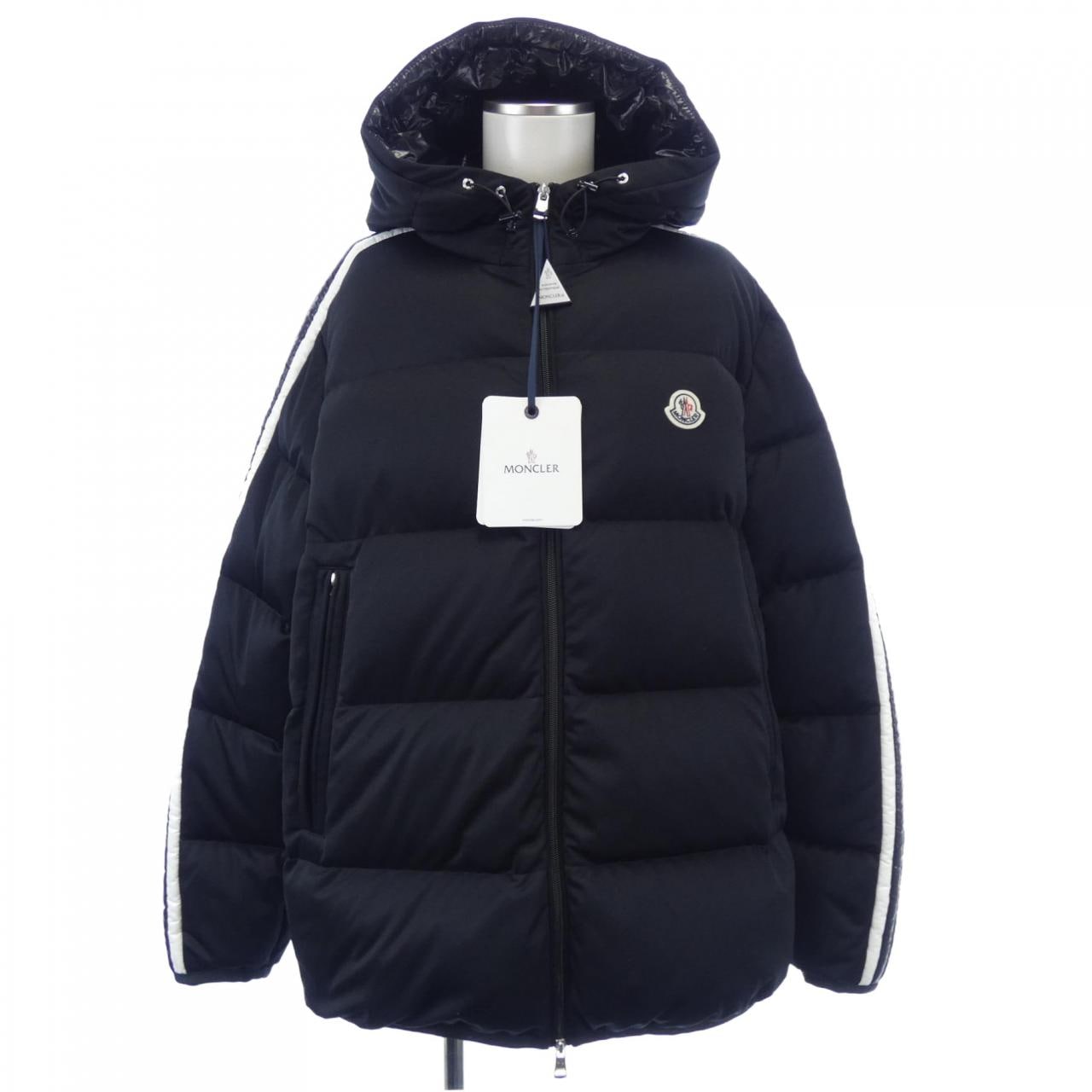 モンクレール MONCLER ダウンジャケット