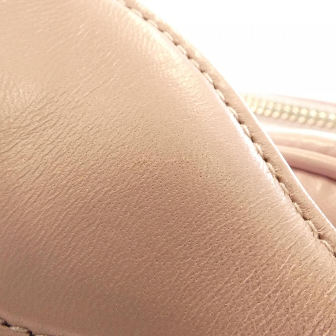Prada 1BH198肩背包