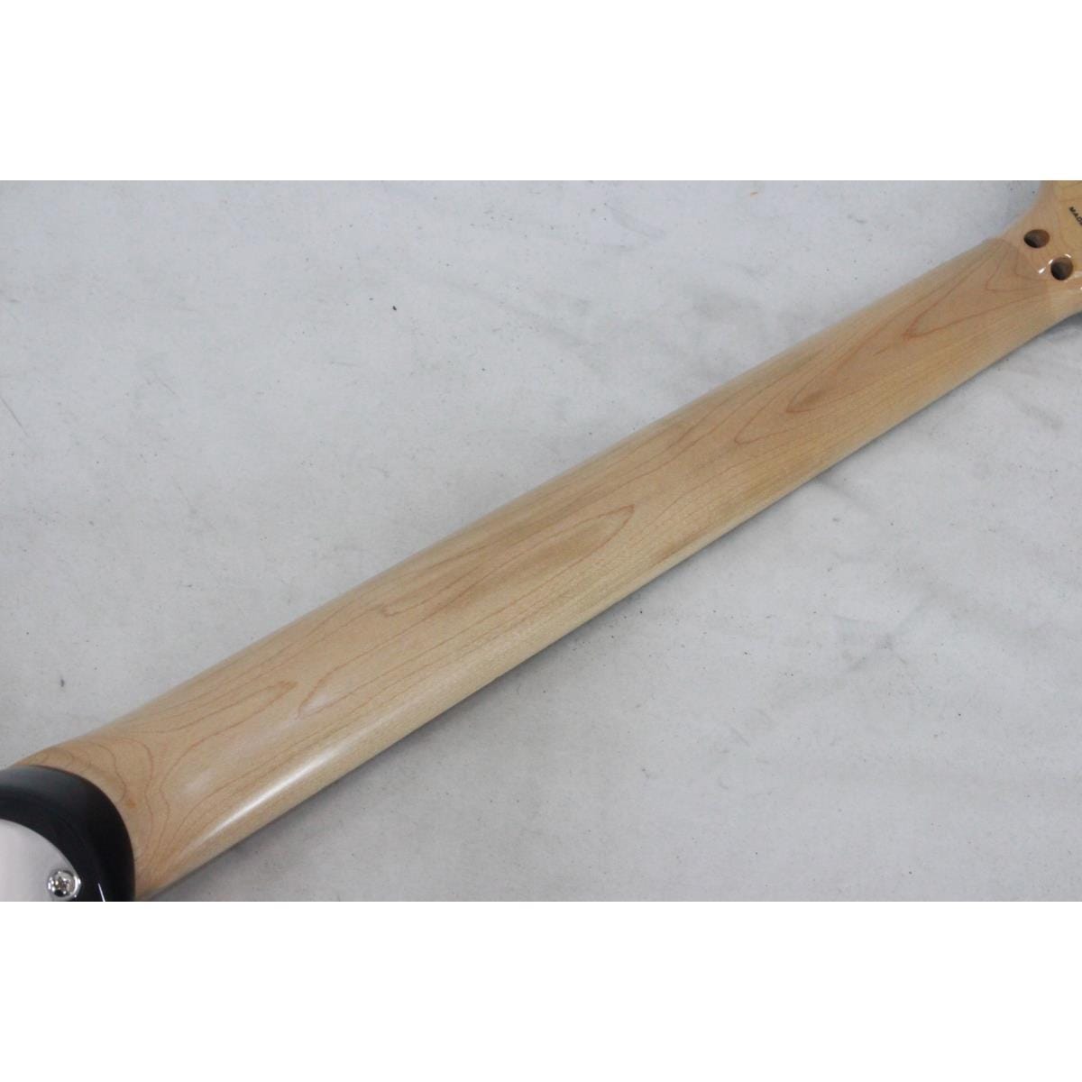 STERLING BY MUSICMAN AX40