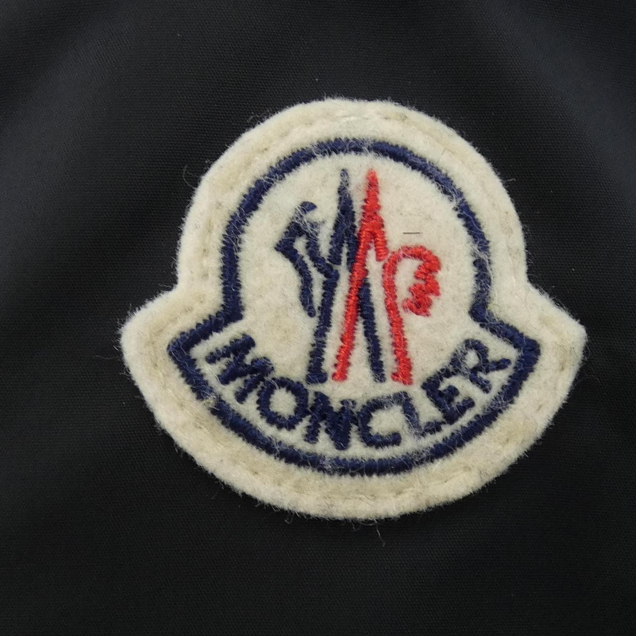 モンクレール MONCLER PYROLE ダウンジャケット