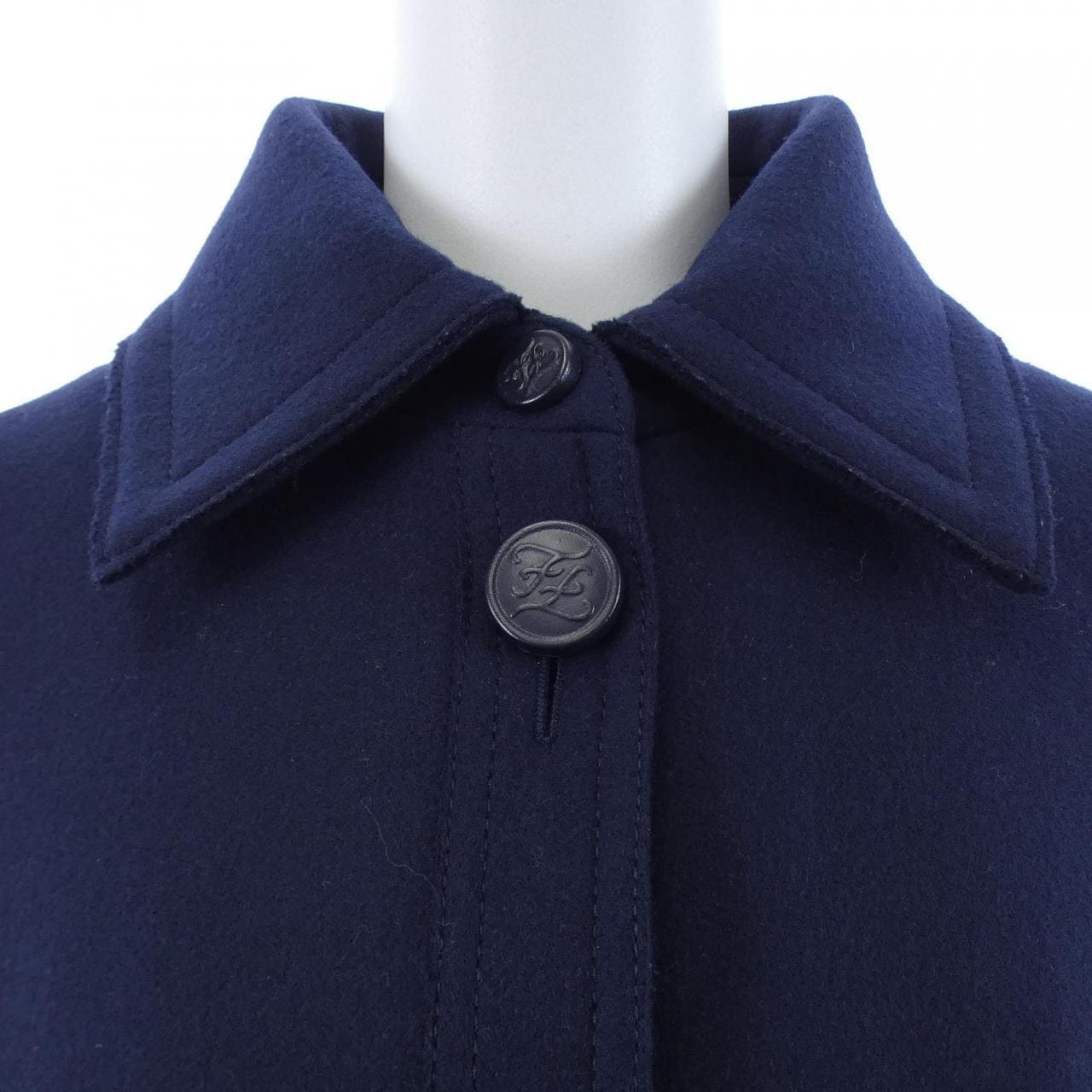 フェンディ FENDI FJ7235 AJ0K ジャケット