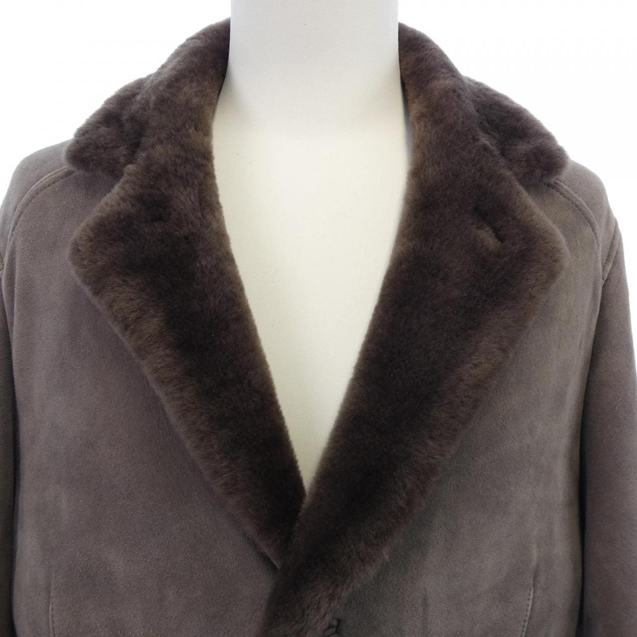 ロロピアーナ Loro Piana FAE6307 ムートンコート