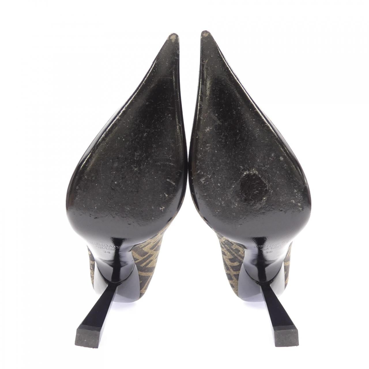 フェンダーチェ FENDACE パンプス