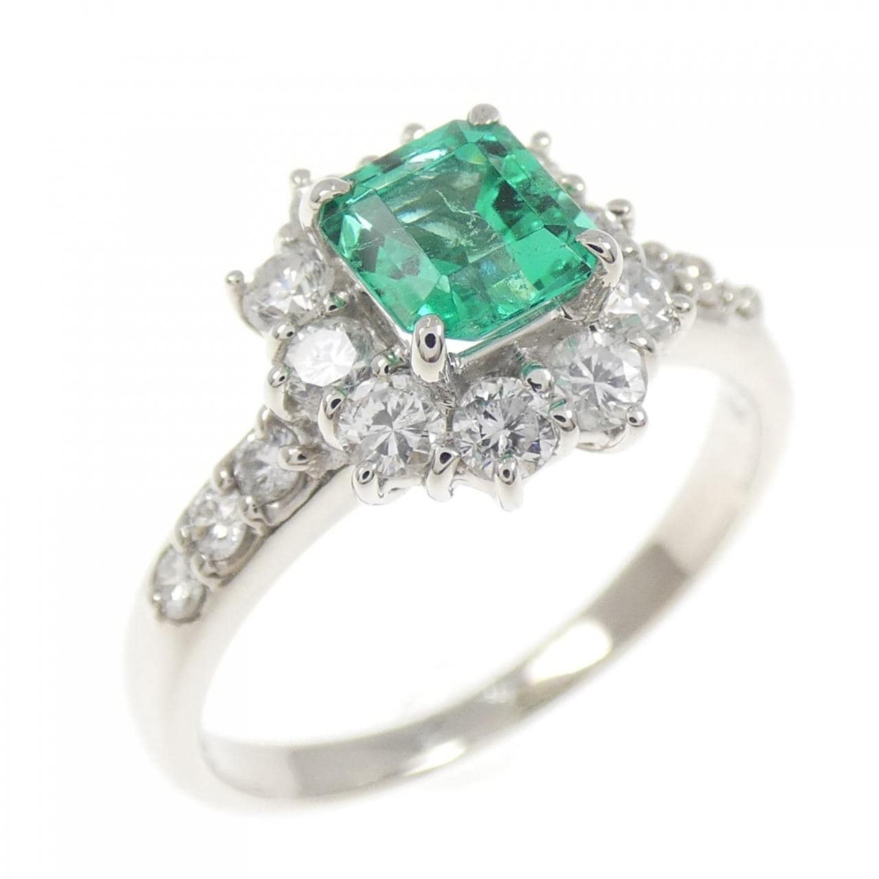 PT900 エメラルド リング 0.58CT