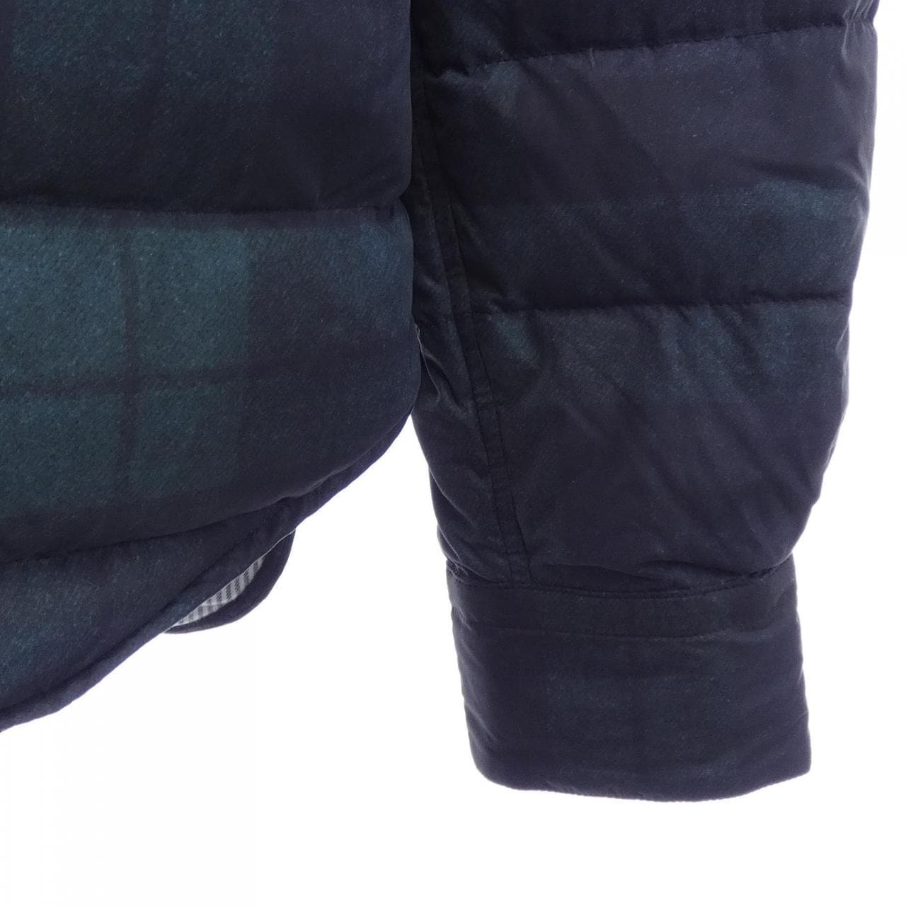 モンクレールガムブルー MONCLER GAMMEBLEU 23914031480 ダウンジャケット