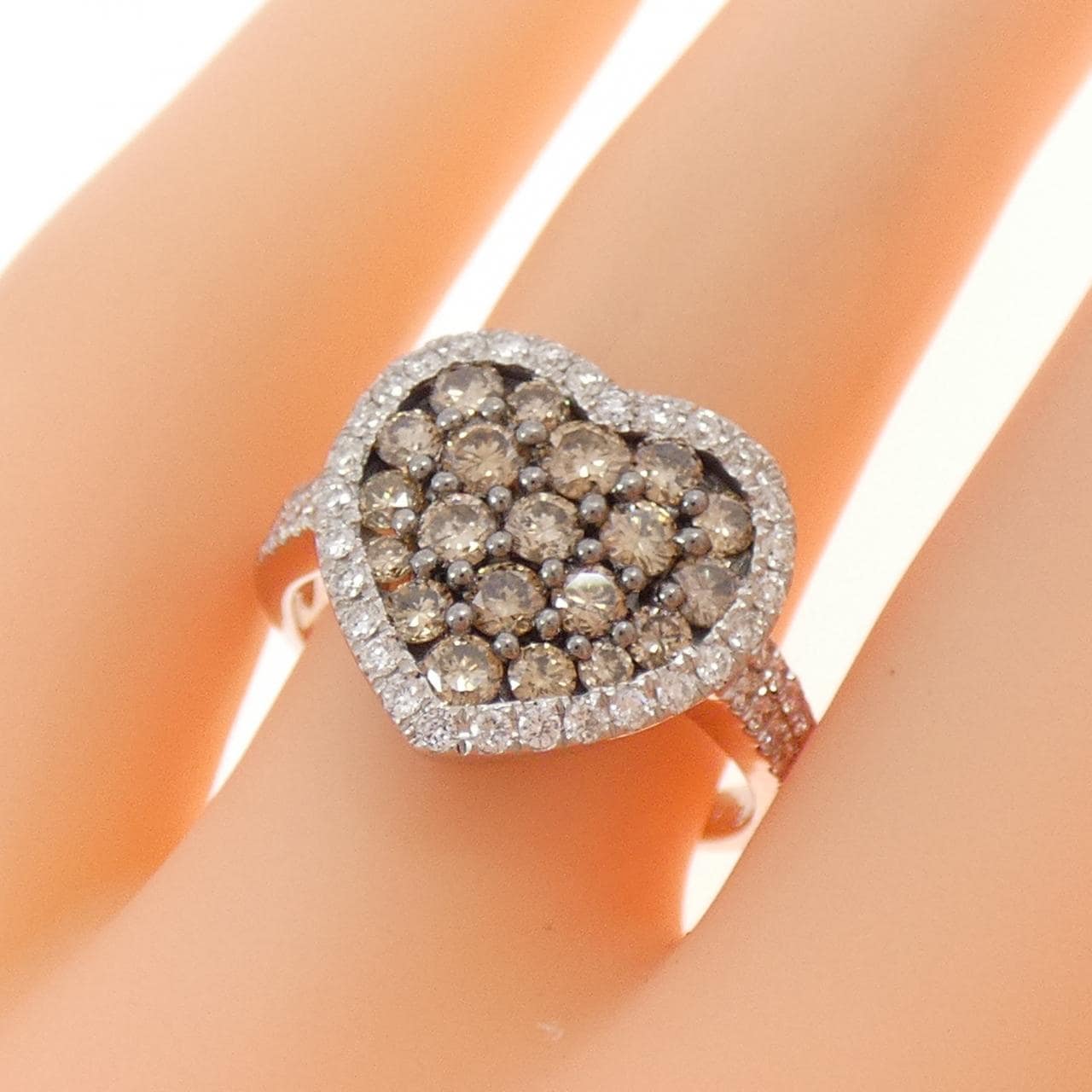 K18WG/K18BG ハート パヴェ ダイヤモンド リング 1.28CT