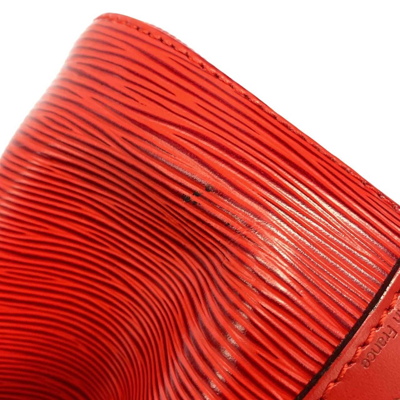 ルイヴィトン エピ プチ ノエ M44107 ショルダーバッグ