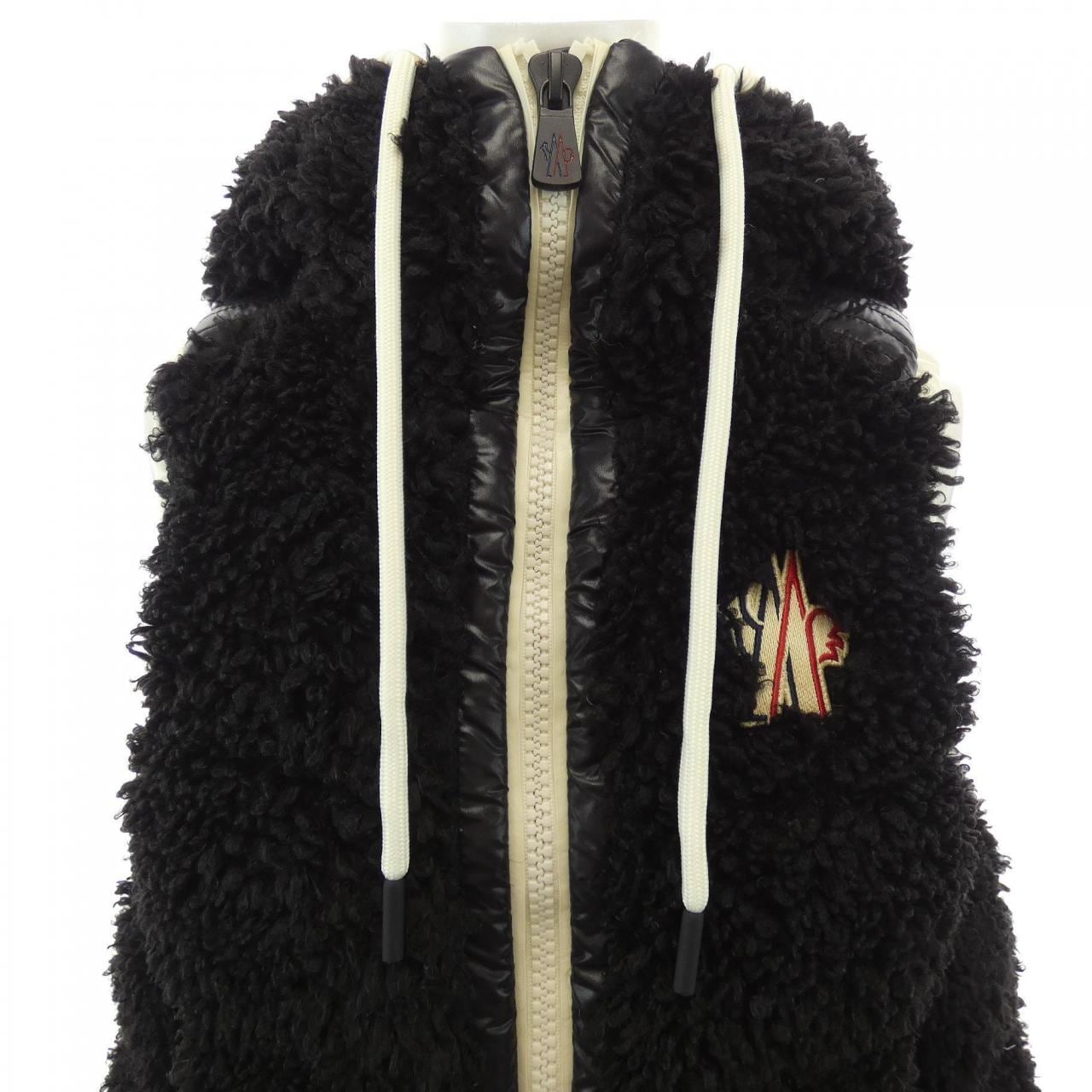 モンクレールグルノーブル MONCLER GRENOBLE 20988G00026 ダウンベスト