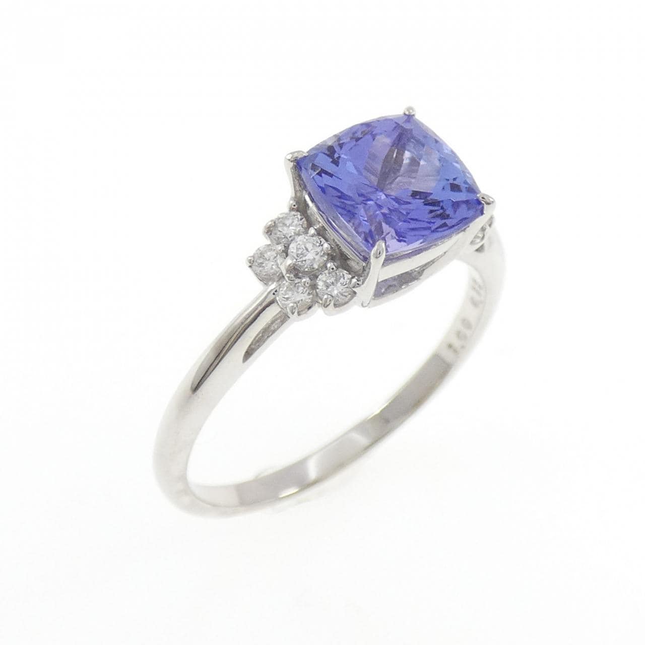 K18WG タンザナイト リング 1.00CT