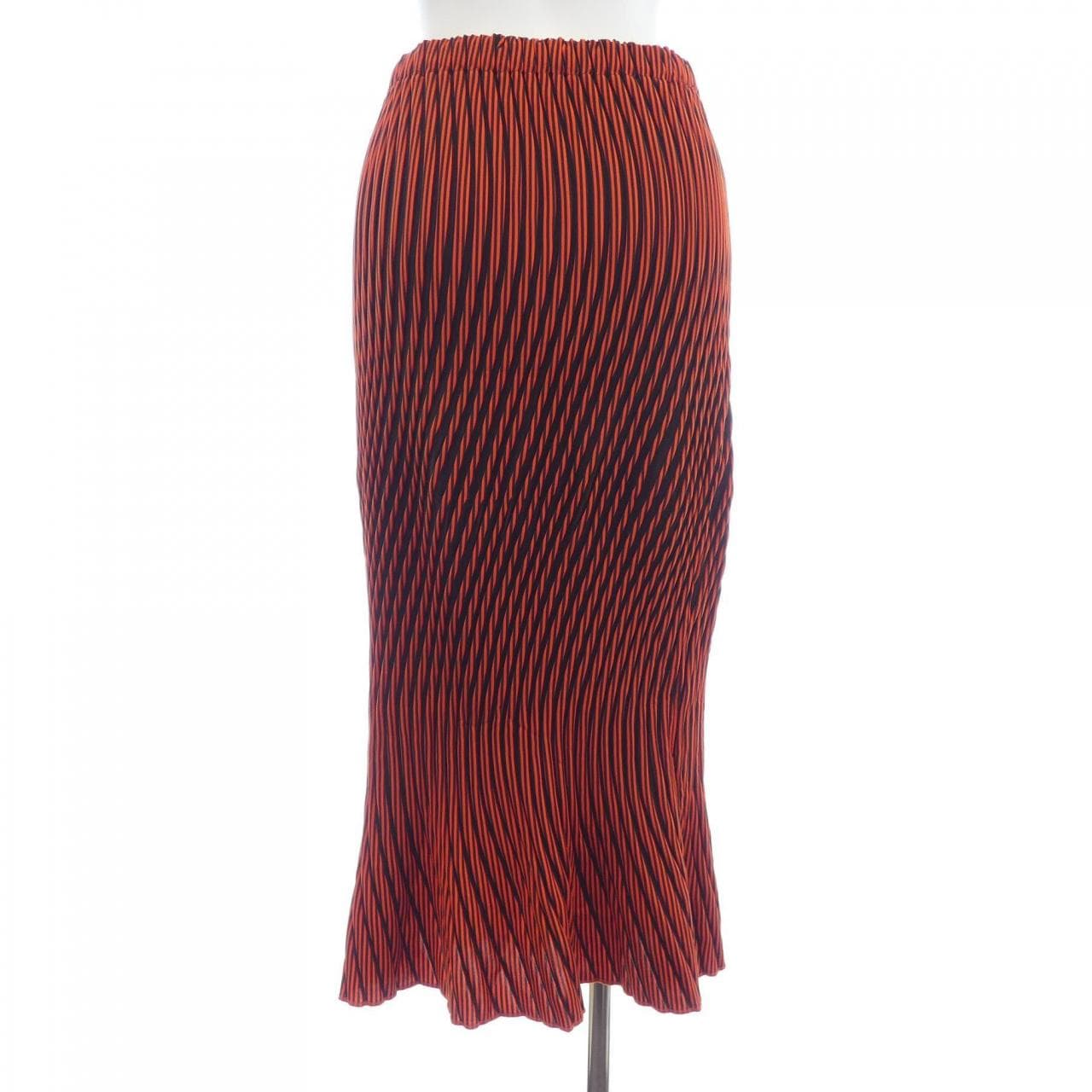 イッセイミヤケ ISSEY MIYAKE IM74FG505 スカート