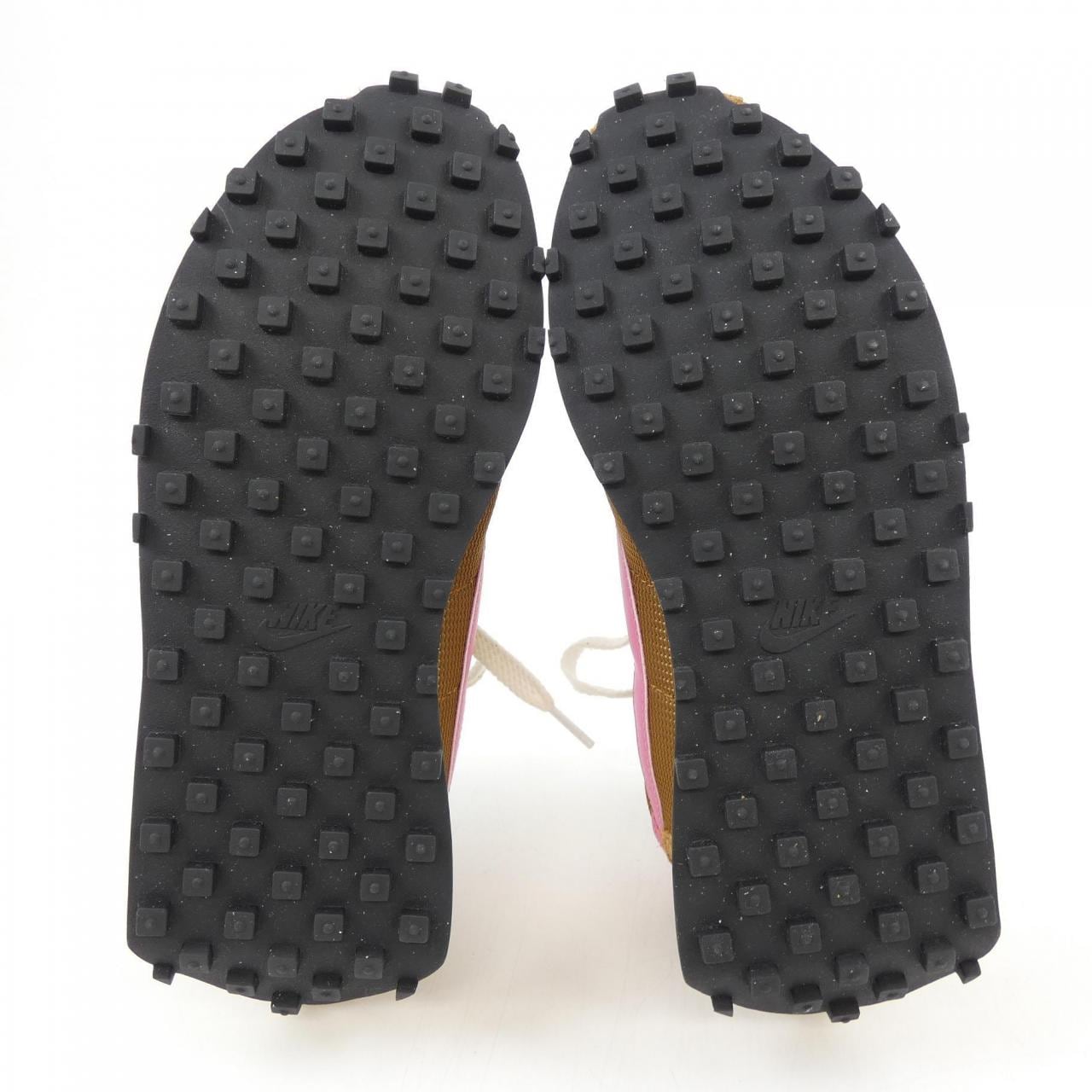 ナイキ NIKE FQ9079-200 スニーカー