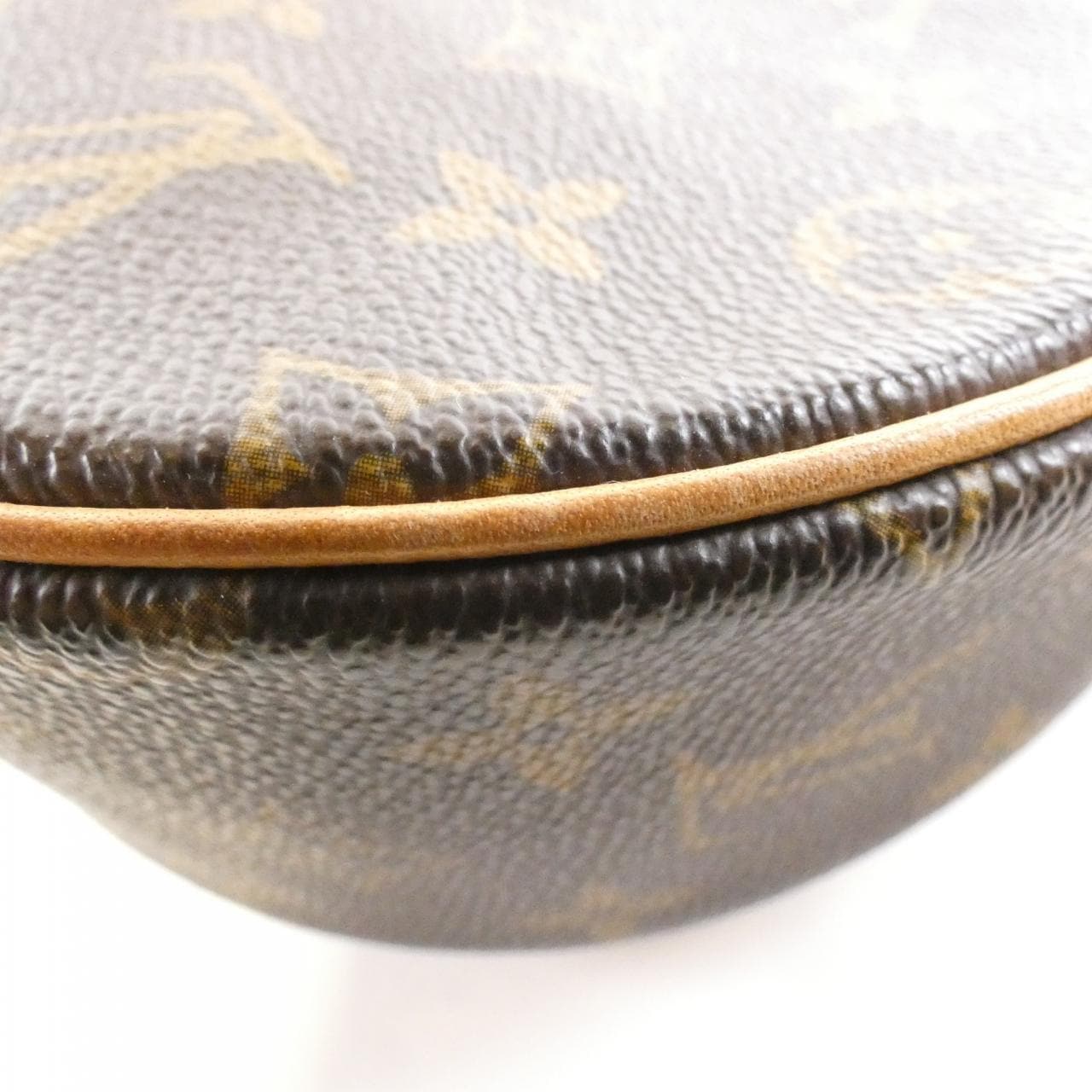 ルイヴィトン モノグラム タンブラン M51179 ショルダーバッグ