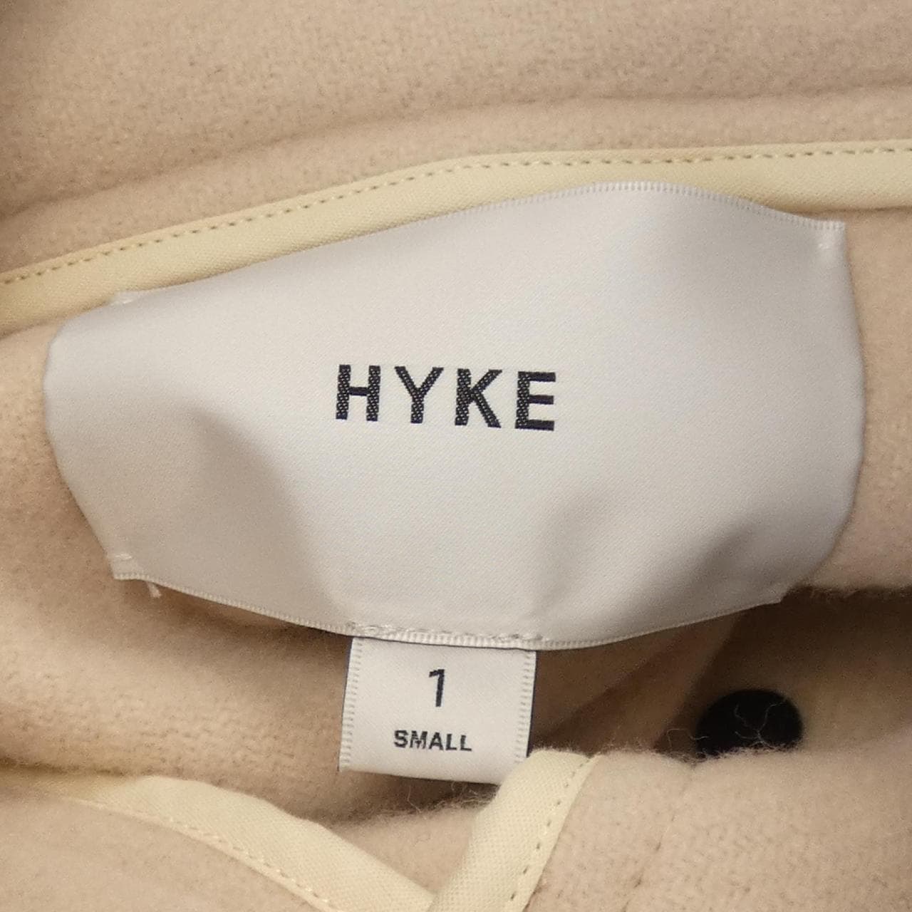 HYKE coat