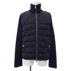 モンクレール MONCLER ダウンジャケット