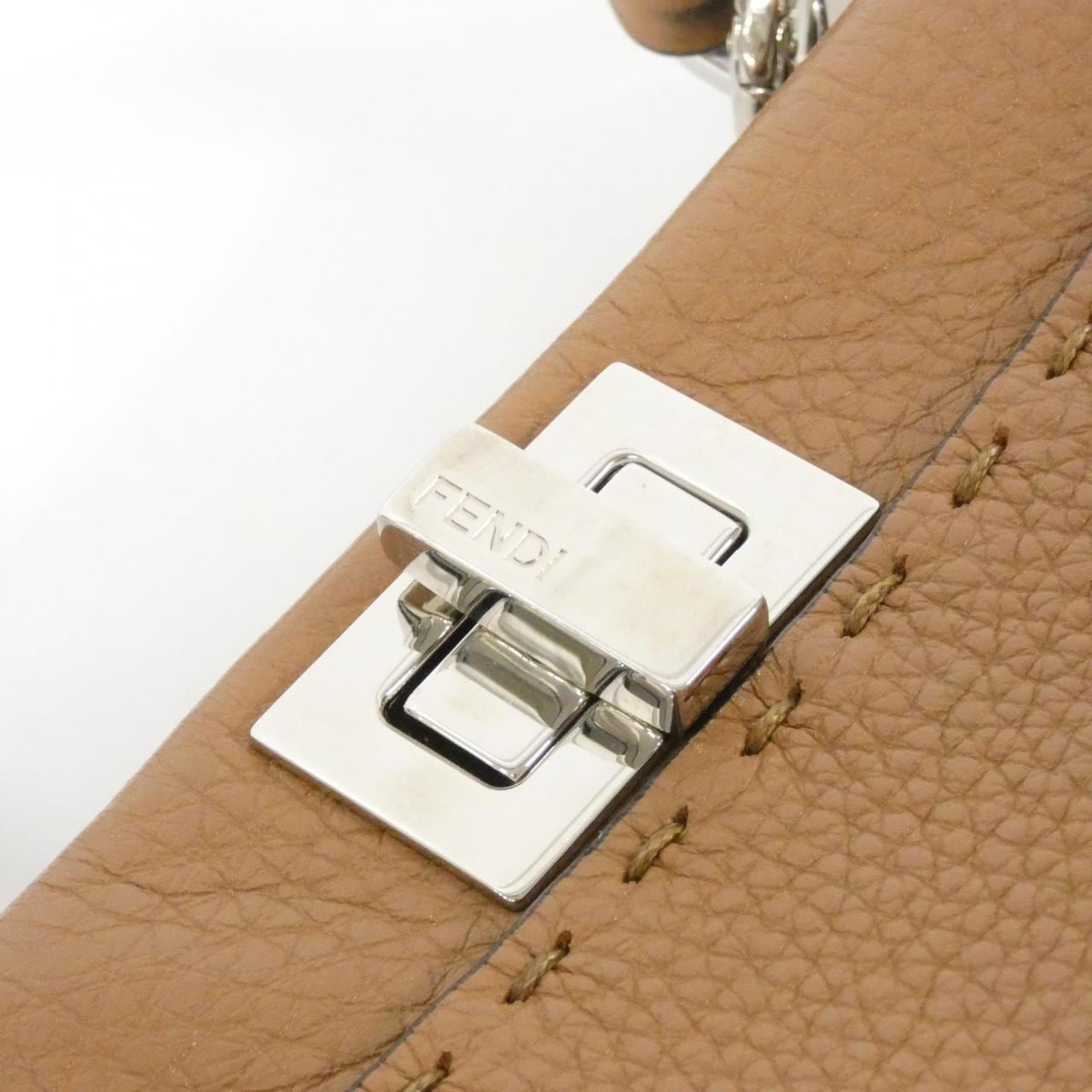 フェンディ SELLERIA ピーカブー ミニ 8BN244 Q0J バッグ