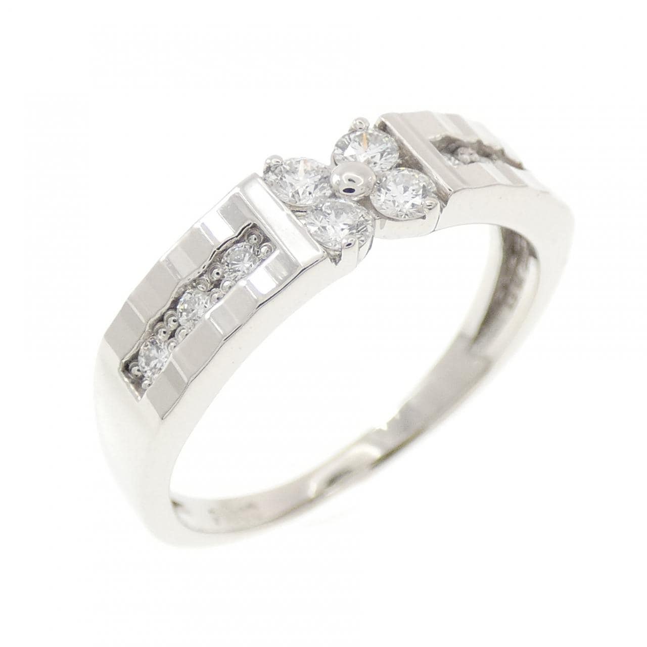 PT900 フラワー ダイヤモンド リング 0.21CT