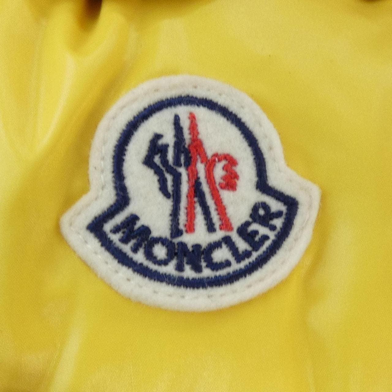 モンクレール MONCLER ダウンジャケット
