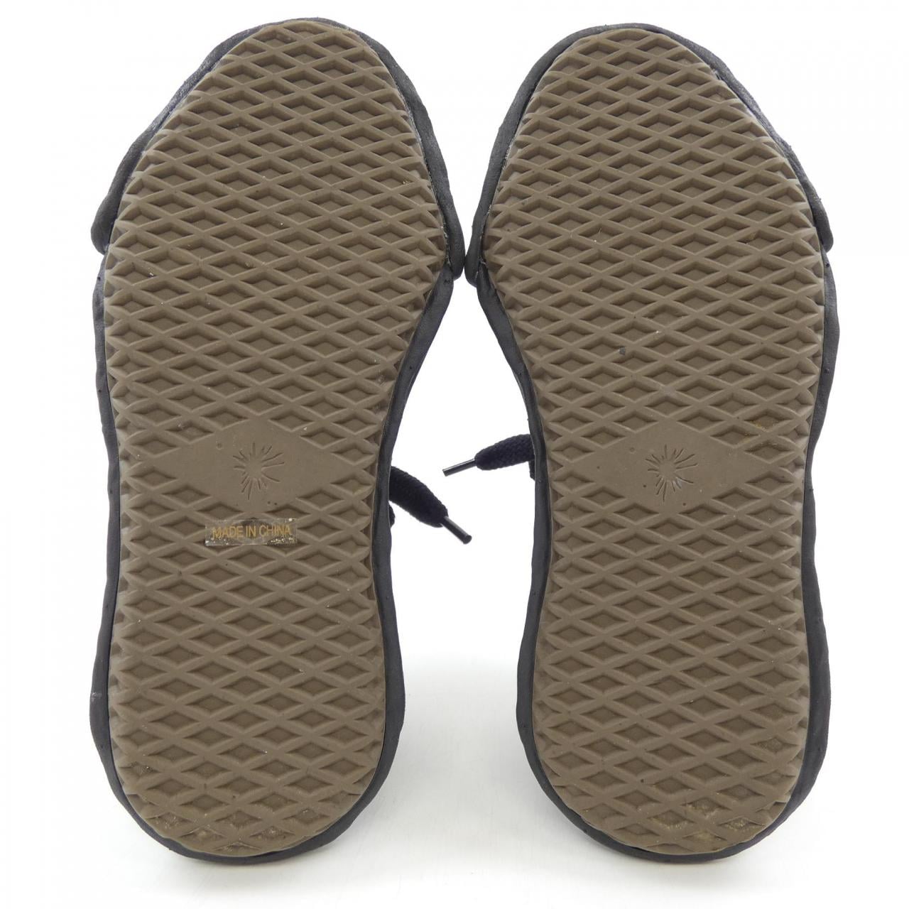 メゾンミハラヤスヒロ MAISON MIHARA YASUHI スニーカー