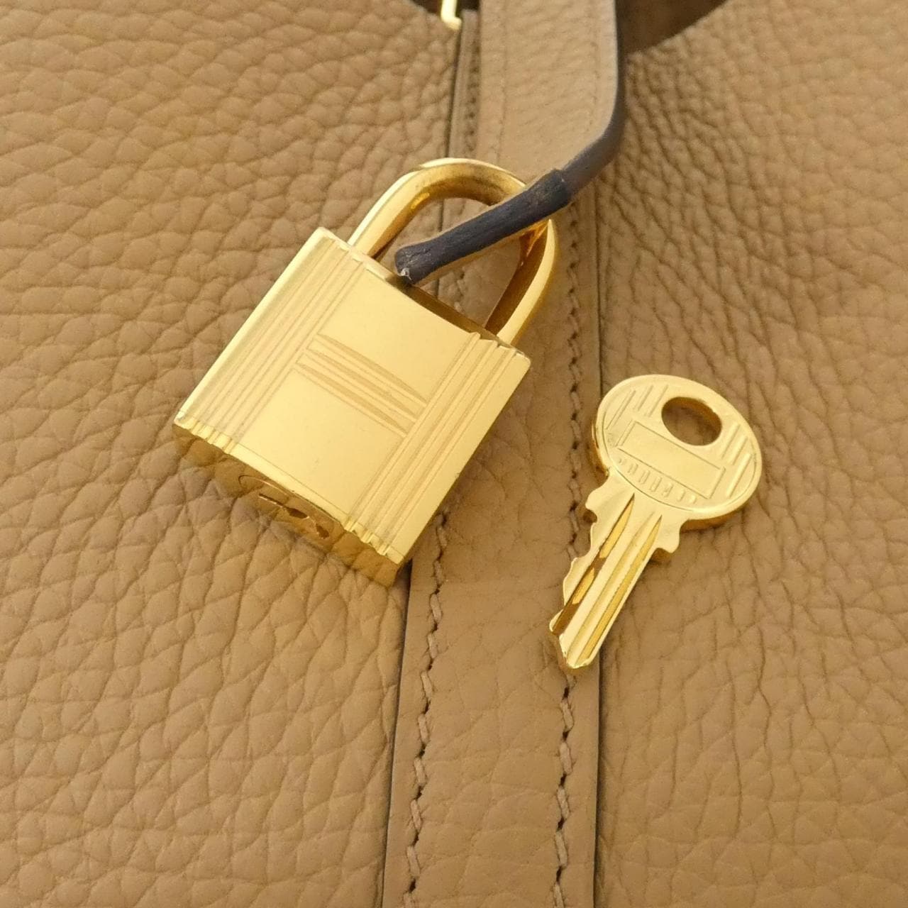 エルメス ピコタン ロック PM 056289CC バッグ