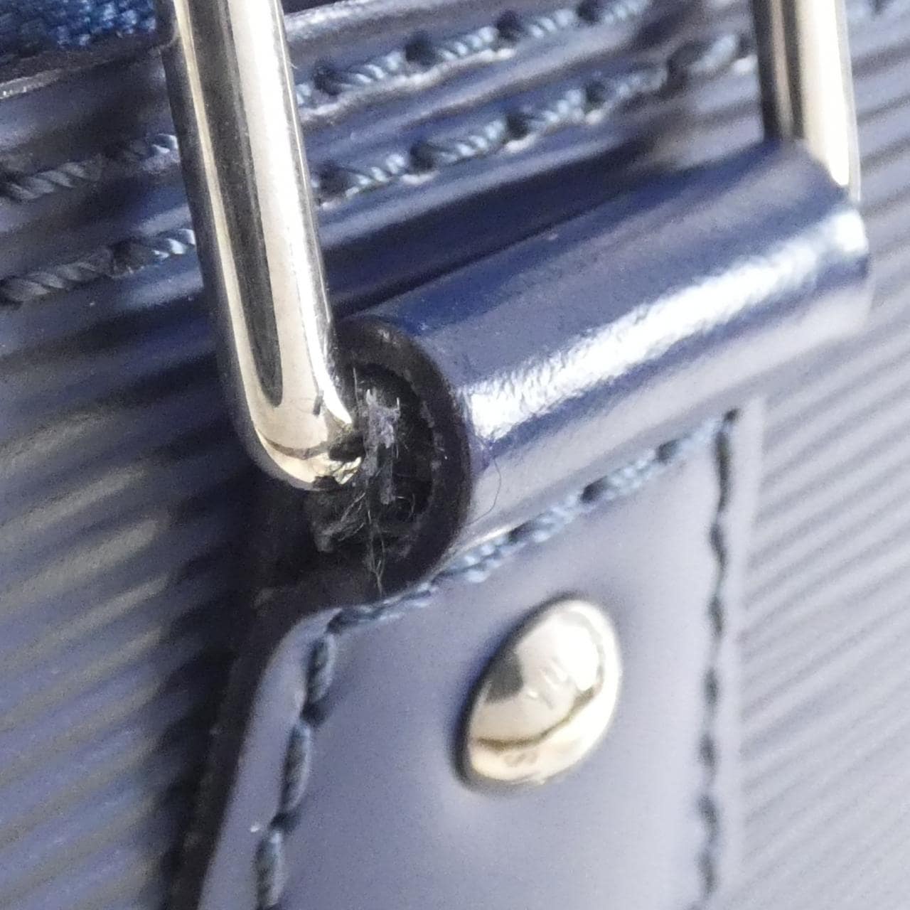 ルイヴィトン エピ アルマ GM M40628+J60055 バッグ