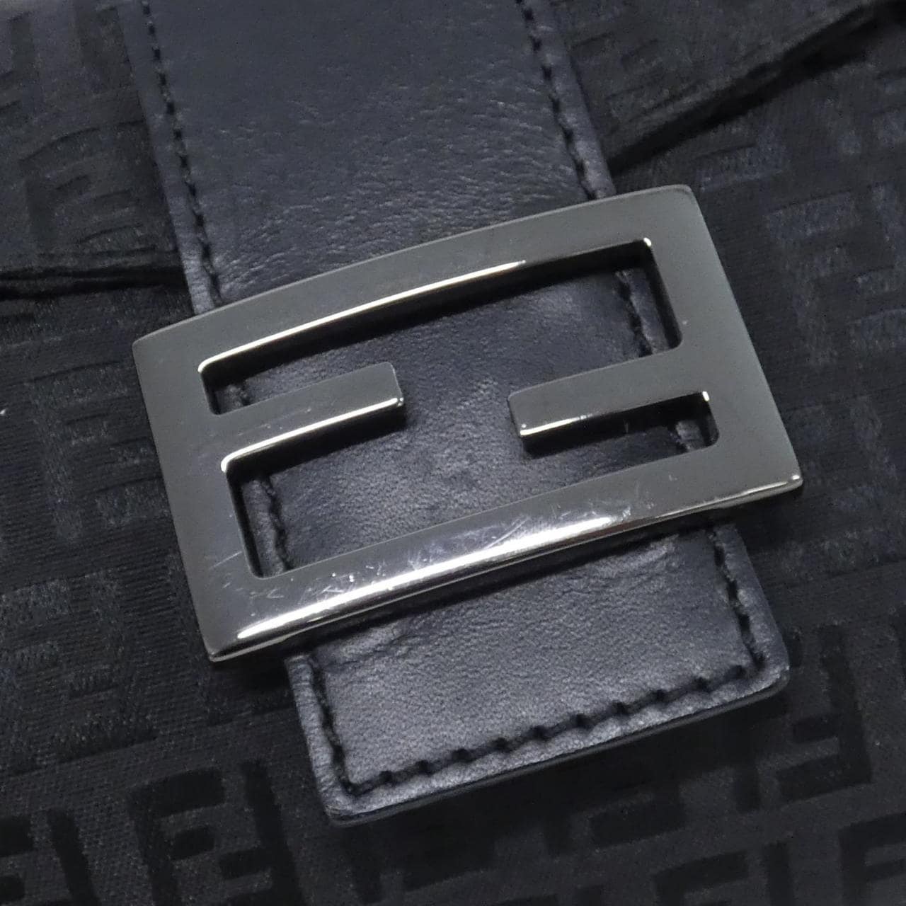 【ヴィンテージ】フェンディ バゲット 8BR003 ショルダーバッグ