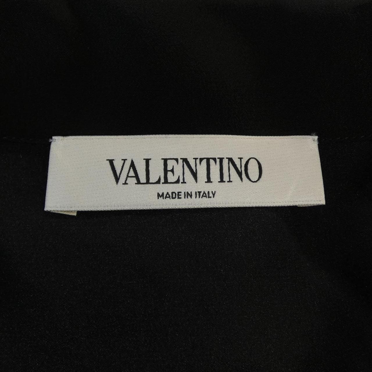 ヴァレンティノ VALENTINO RB0AB0Y64HE シャツ