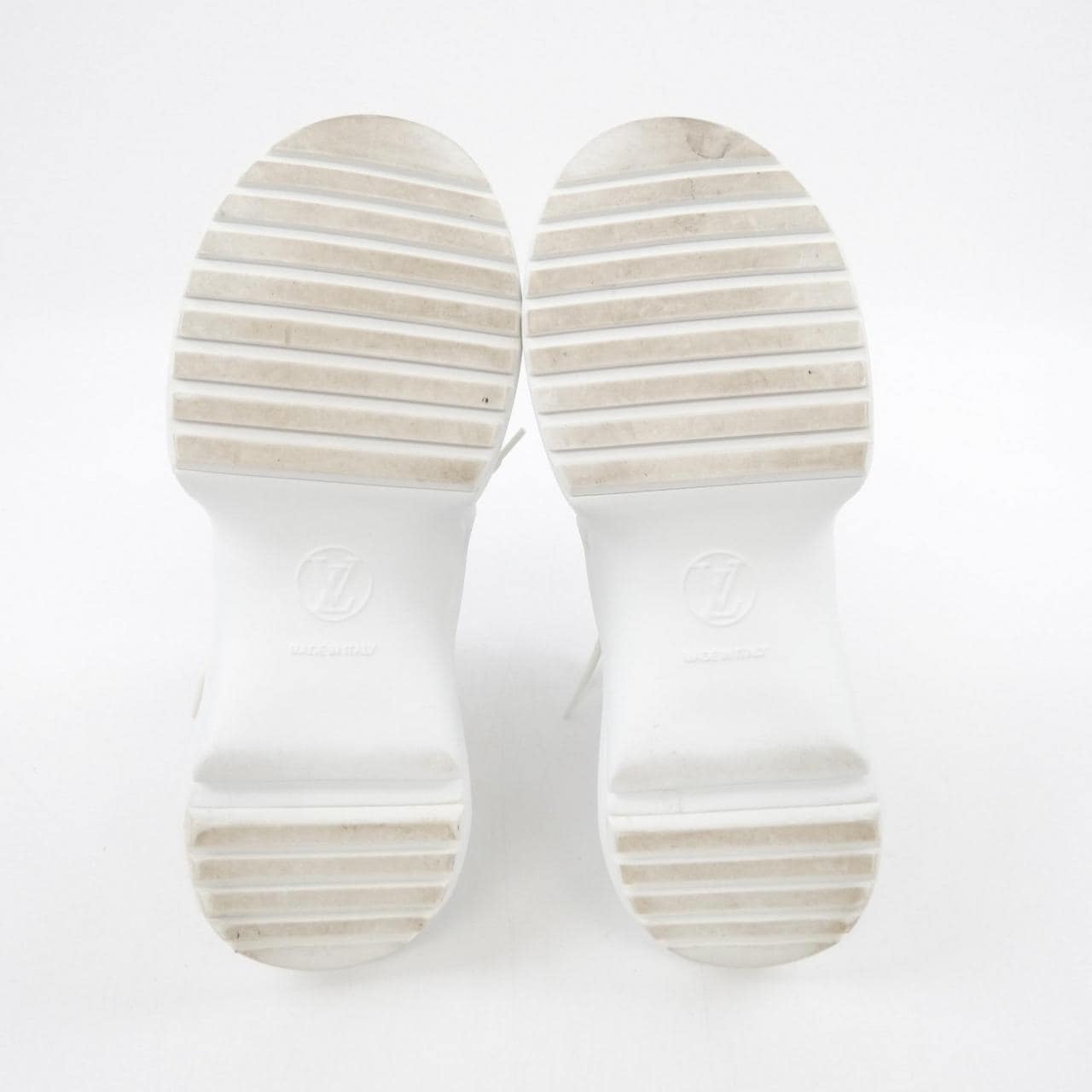 ルイヴィトン LOUIS VUITTON LVアークライト スニーカー