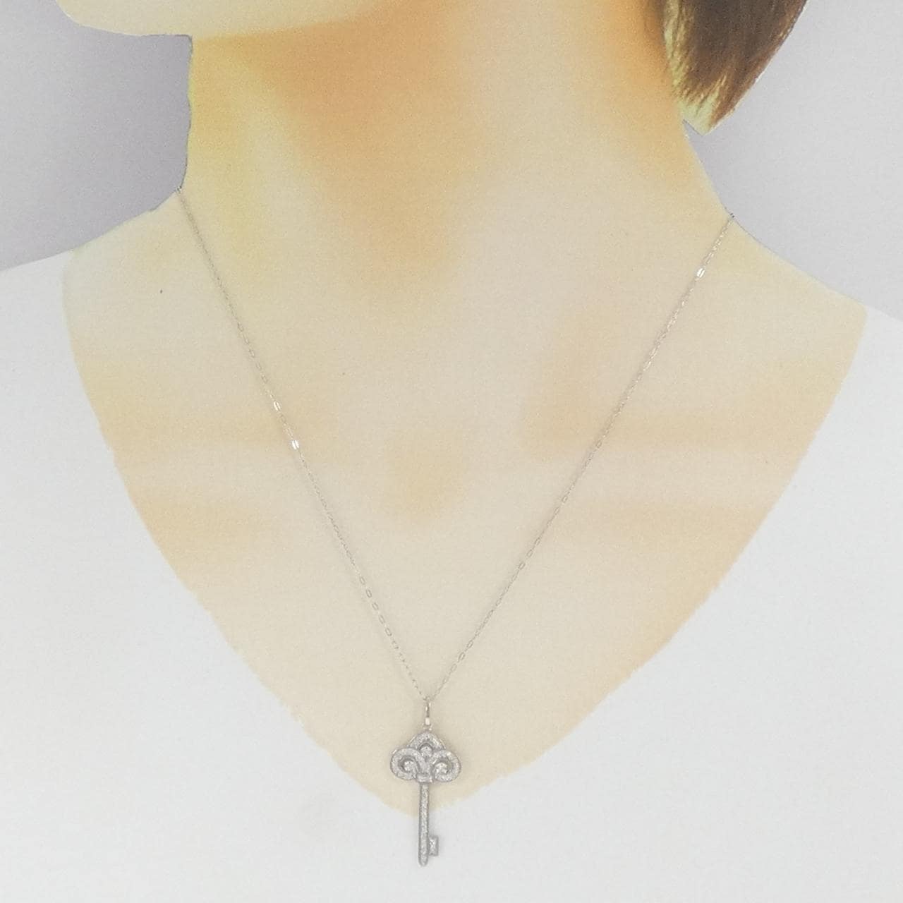 K18WG キー ダイヤモンド ネックレス 0.28CT