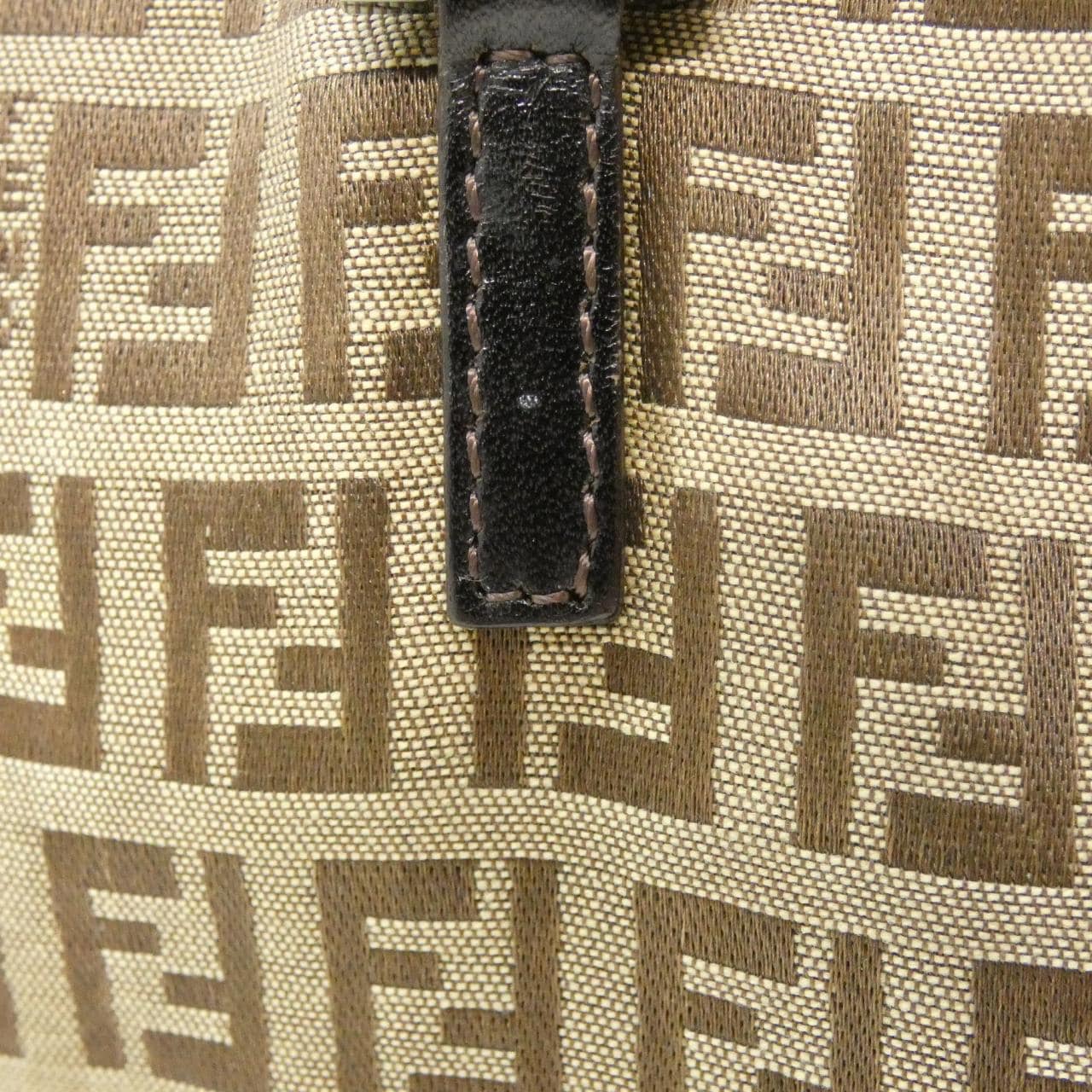 フェンディ 8BH019 バッグ