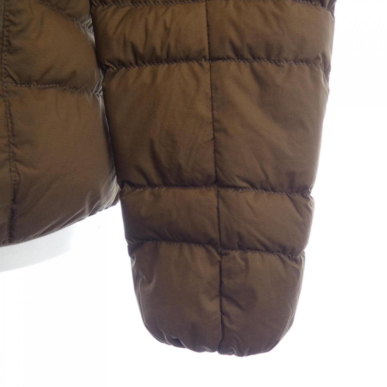 ザノースフェイス THE NORTH FACE NYW32012 ダウンジャケット