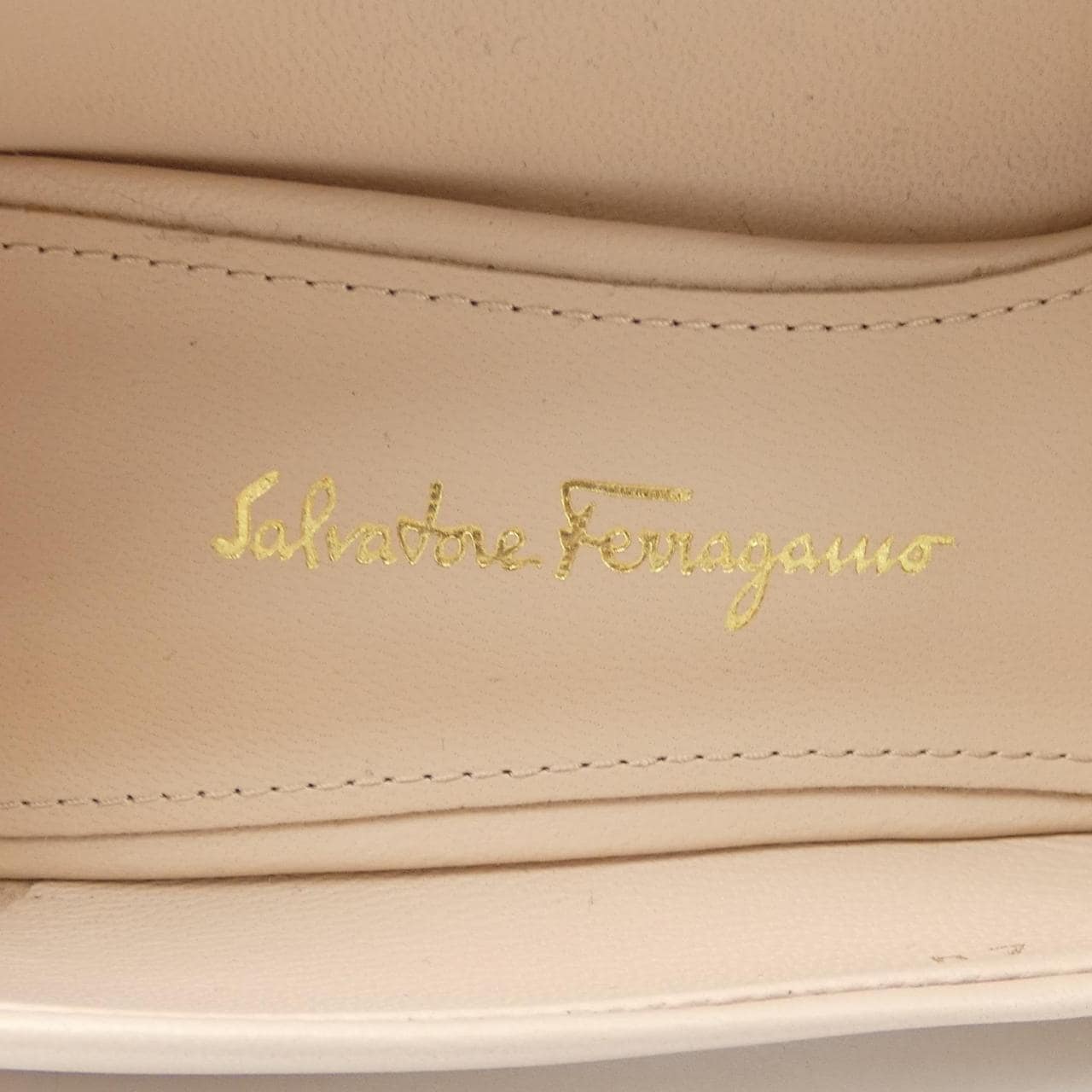 SALVATORE FERRAGAMO SALVATORE FERRAGAMO Pumps