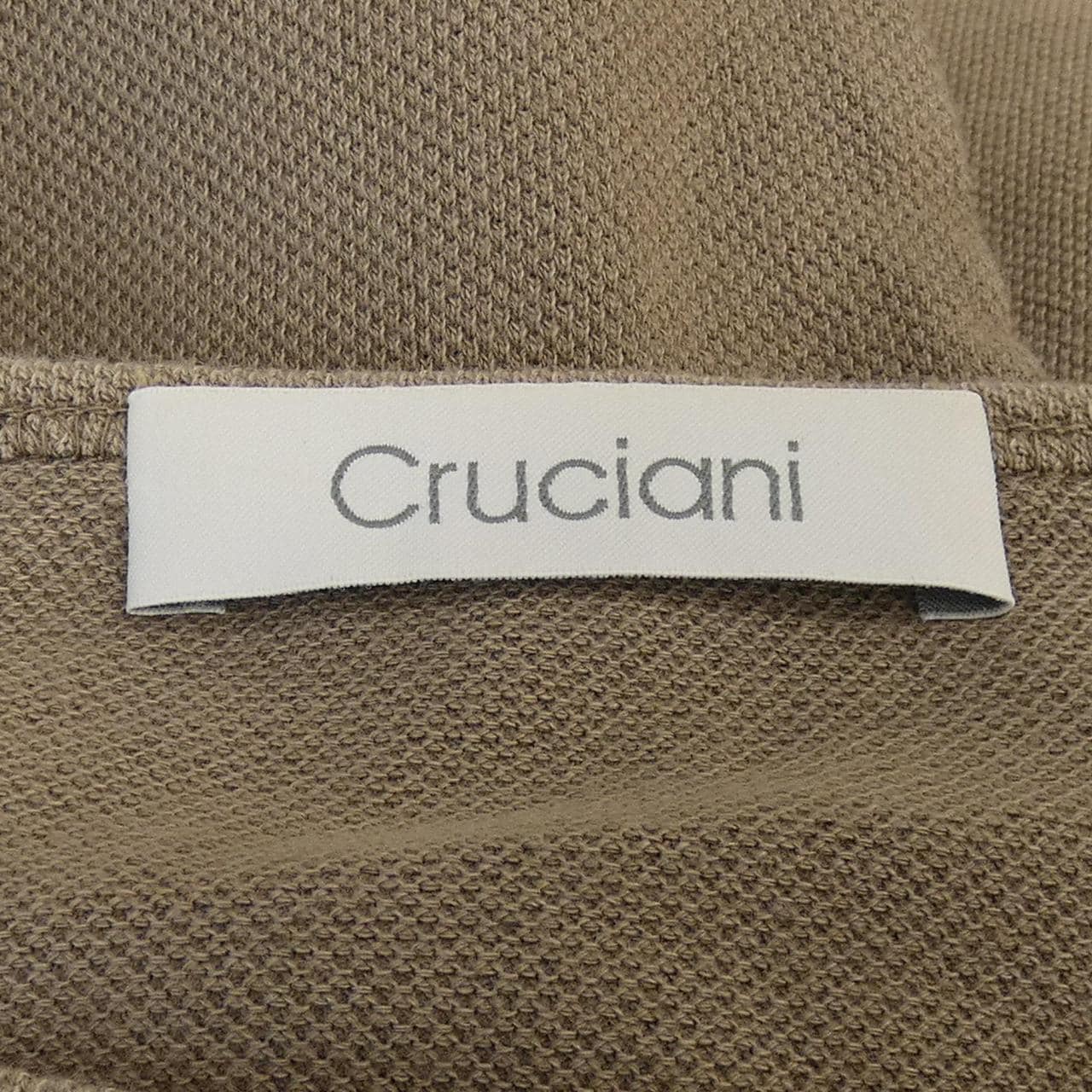 クルチアーニ Cruciani トップス