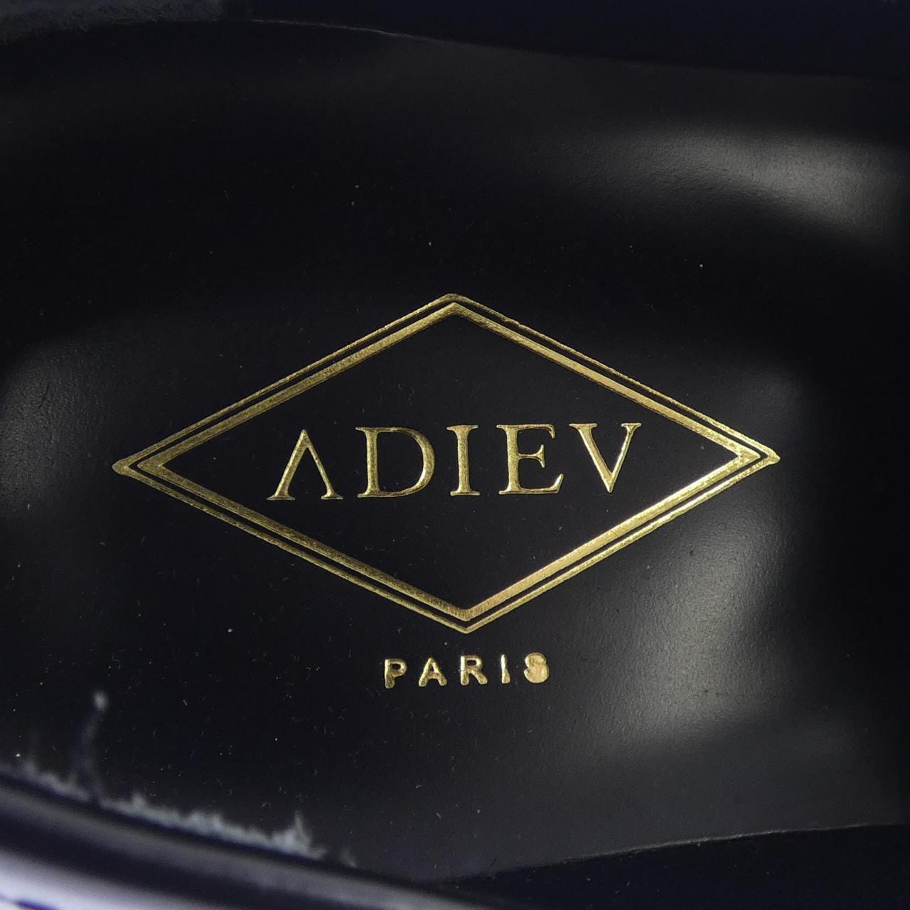 ADIEV シューズ