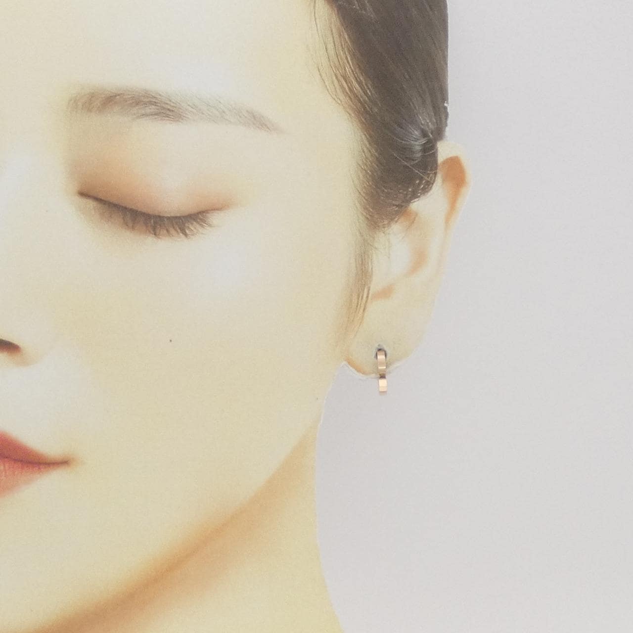 カルティエ ラブ ピアス 片耳