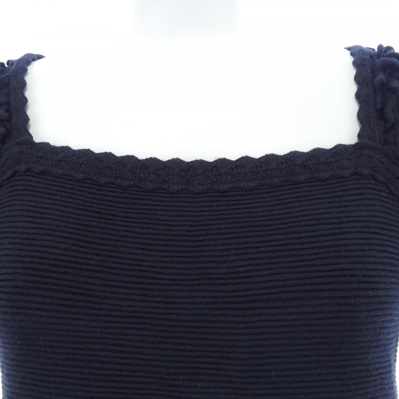 CHANEL P41982K03209 上衣