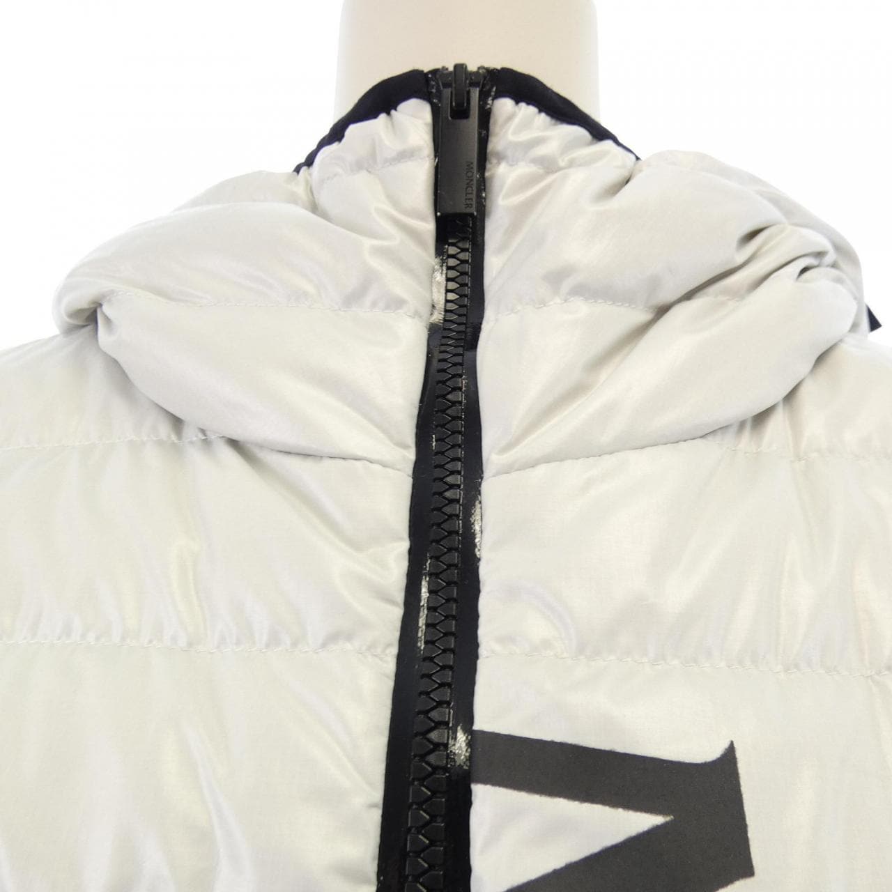 モンクレール MONCLER LAUZET ダウンジャケット