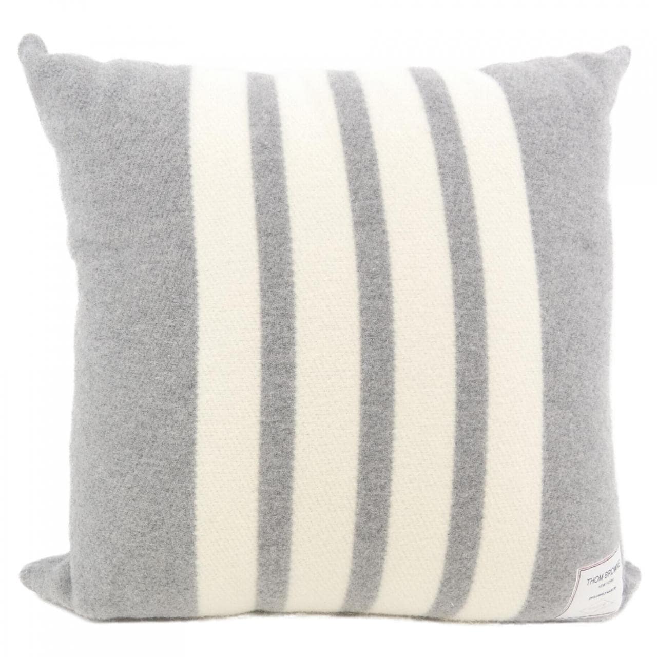 トムブラウン THOM BROWNE UXU073A-F0485 FRETTE クッション